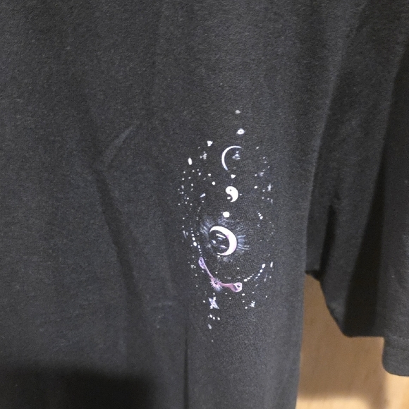 (J42) Black Short Sleeve Teesz L - Picture 2 of 4